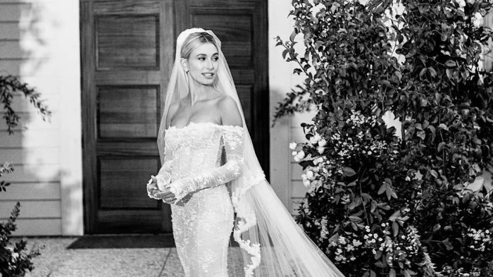 Hailey bieber wedding dress price