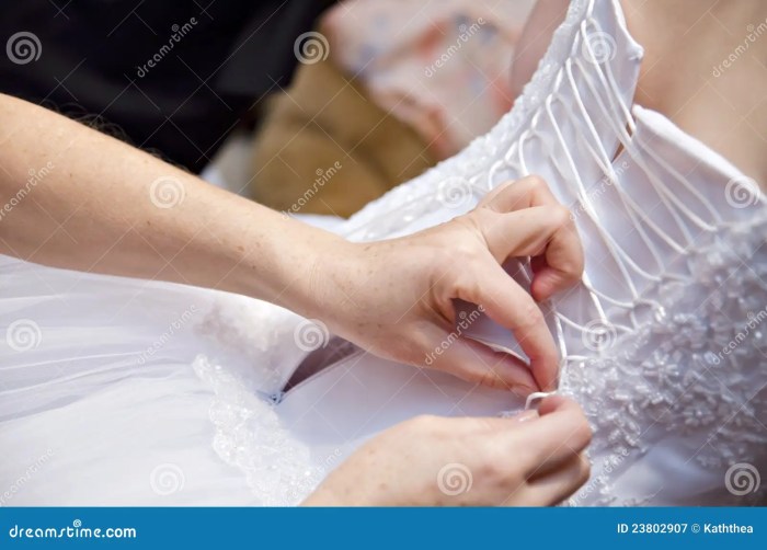 Corset undergarment for wedding dress