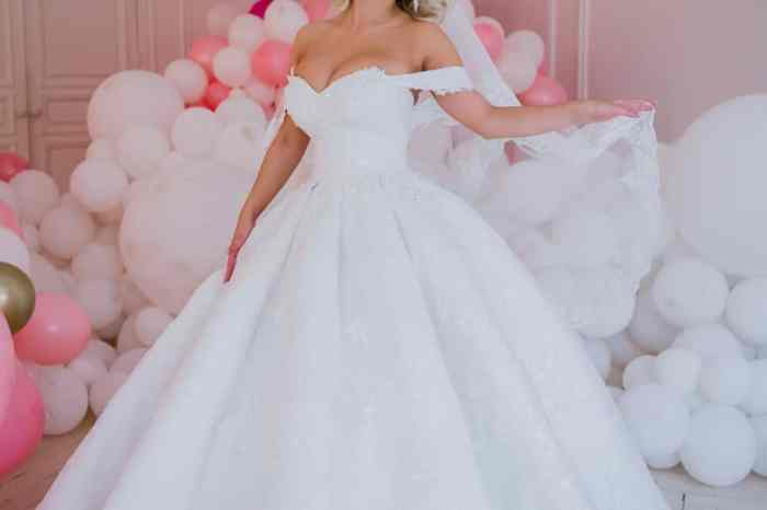 Best wedding dresses for big bust